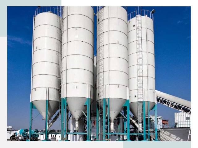 Строительство цементных силосов в Климовске